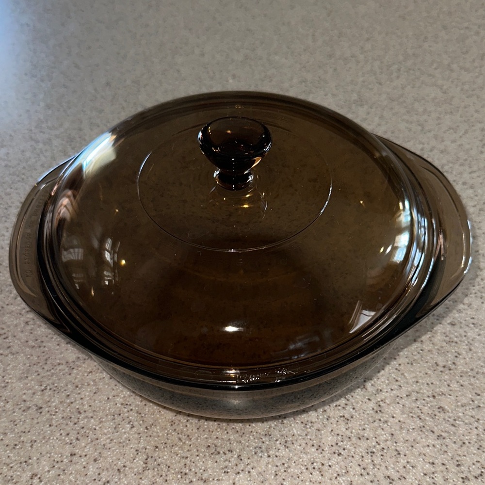 Vintage PYREX Visions Amber Glass Casserole Dish w/ Lid 1.5 L